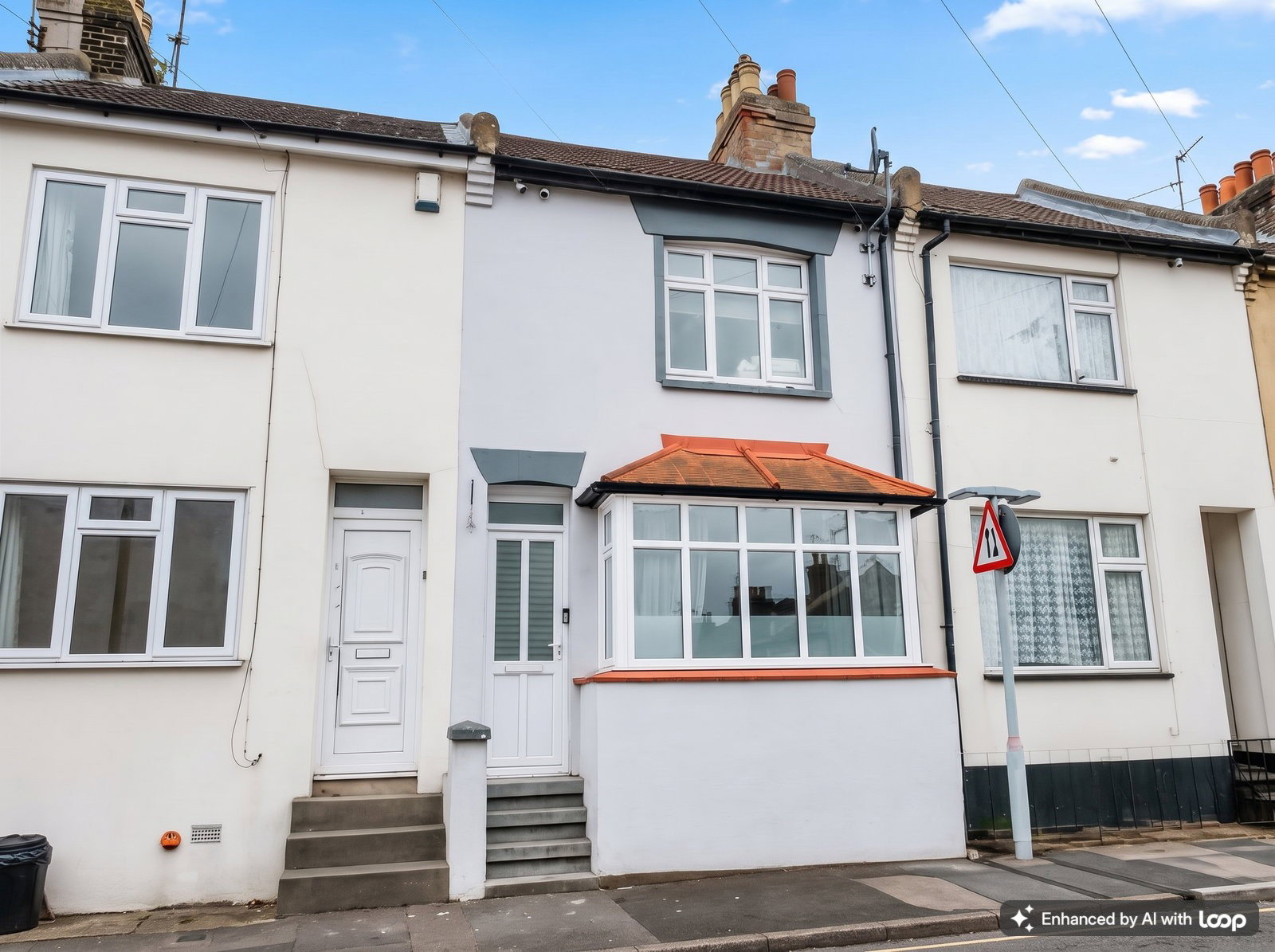 Terraced House for sale in Chatham, Glencoe Road, Chatham, ME4 5QE, 801 m²