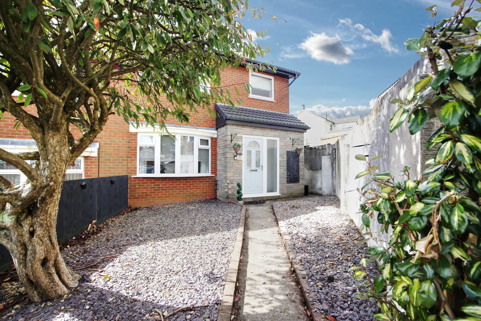 Semi Detached House in Hengoed