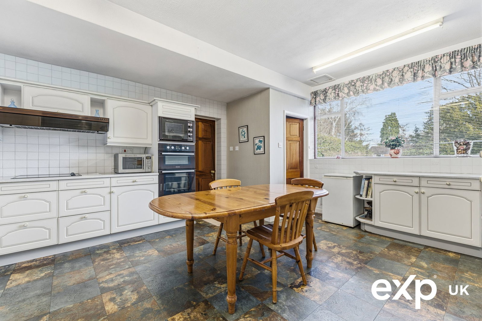 Detached House in Nottingham