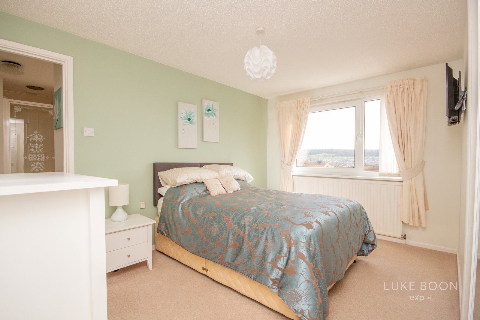 Semi Detached House in Plymouth