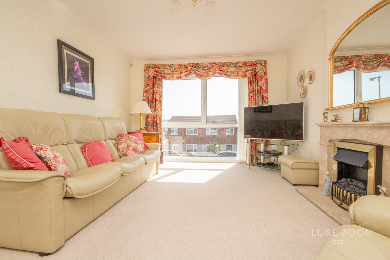 Semi Detached House in Plymouth