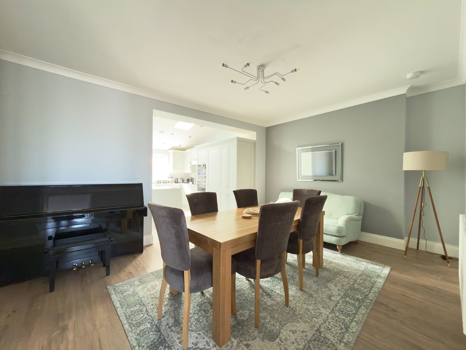 Semi Detached House in Swansea