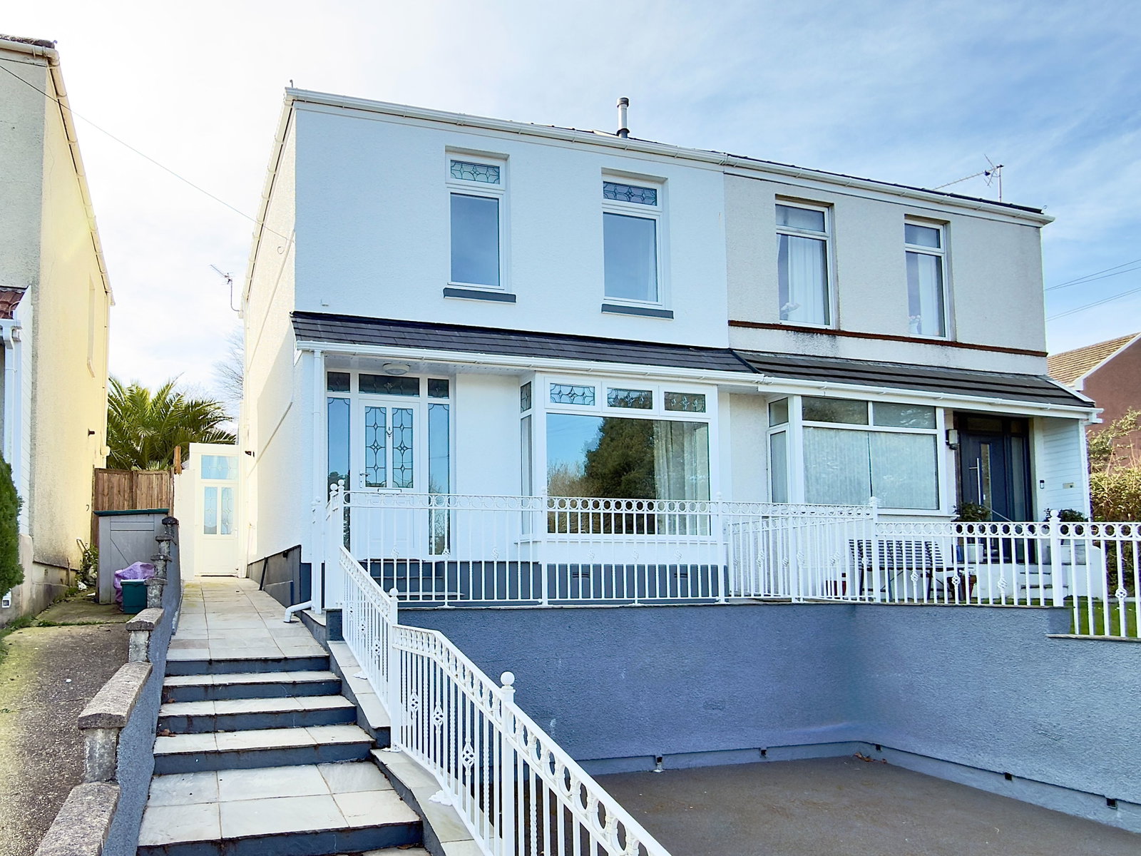 Semi Detached House in Swansea