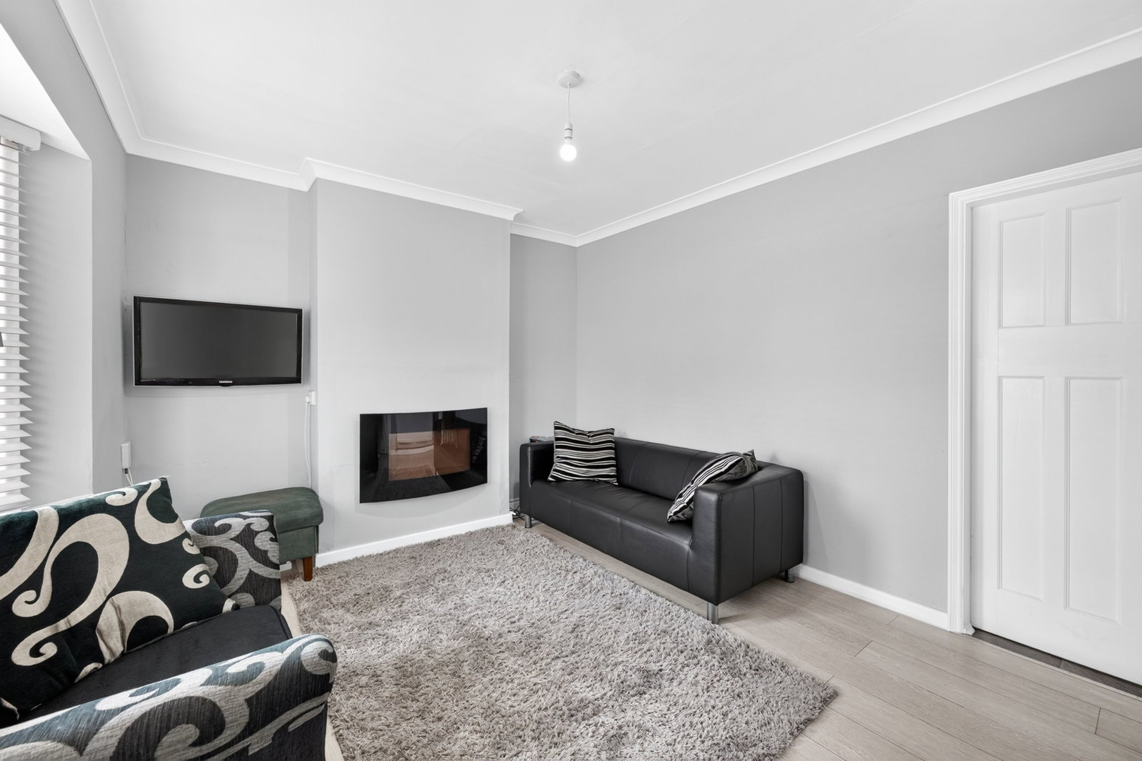 Terraced House in March