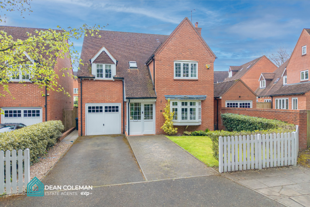 Detached House in Birmingham