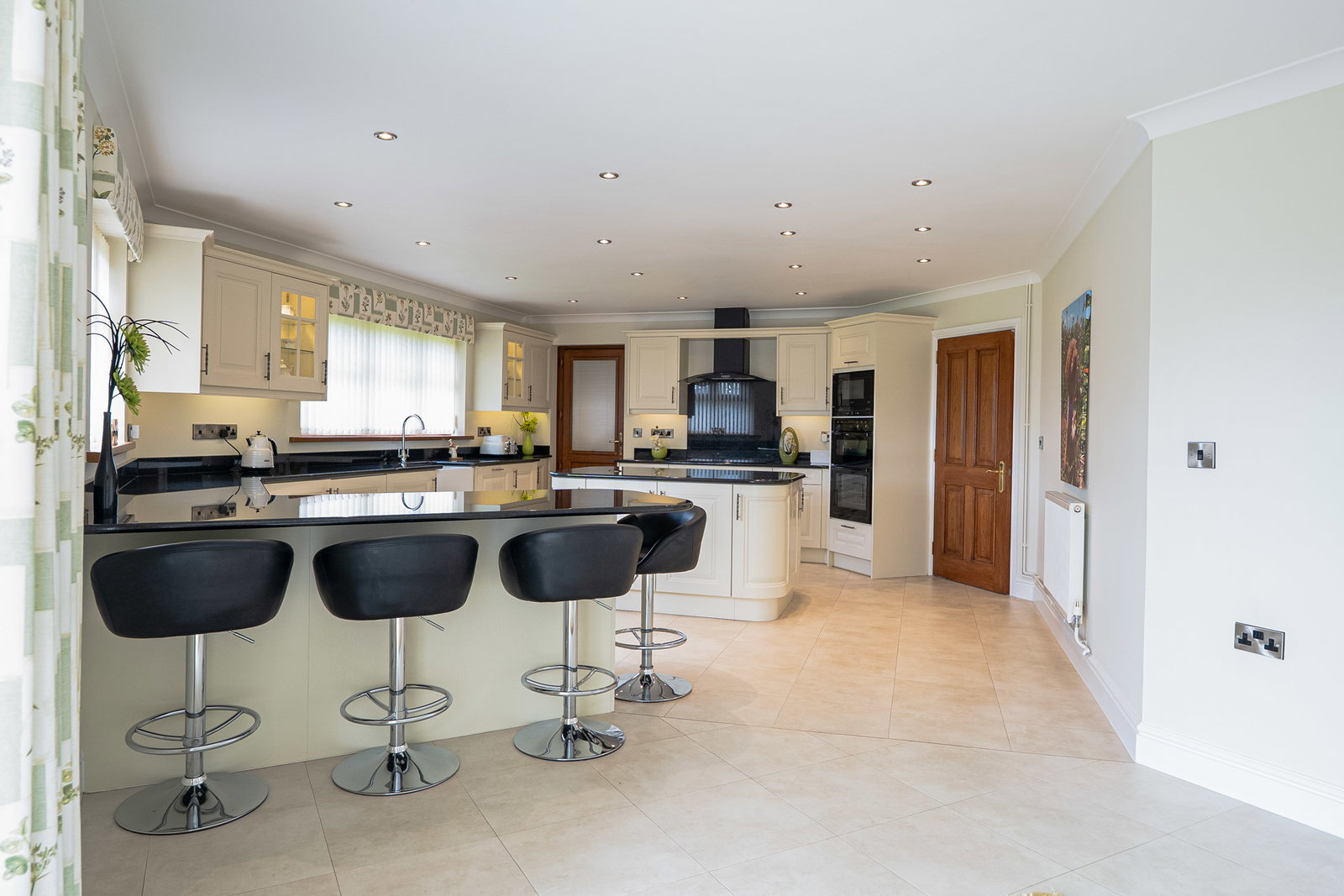 Detached House in Swansea