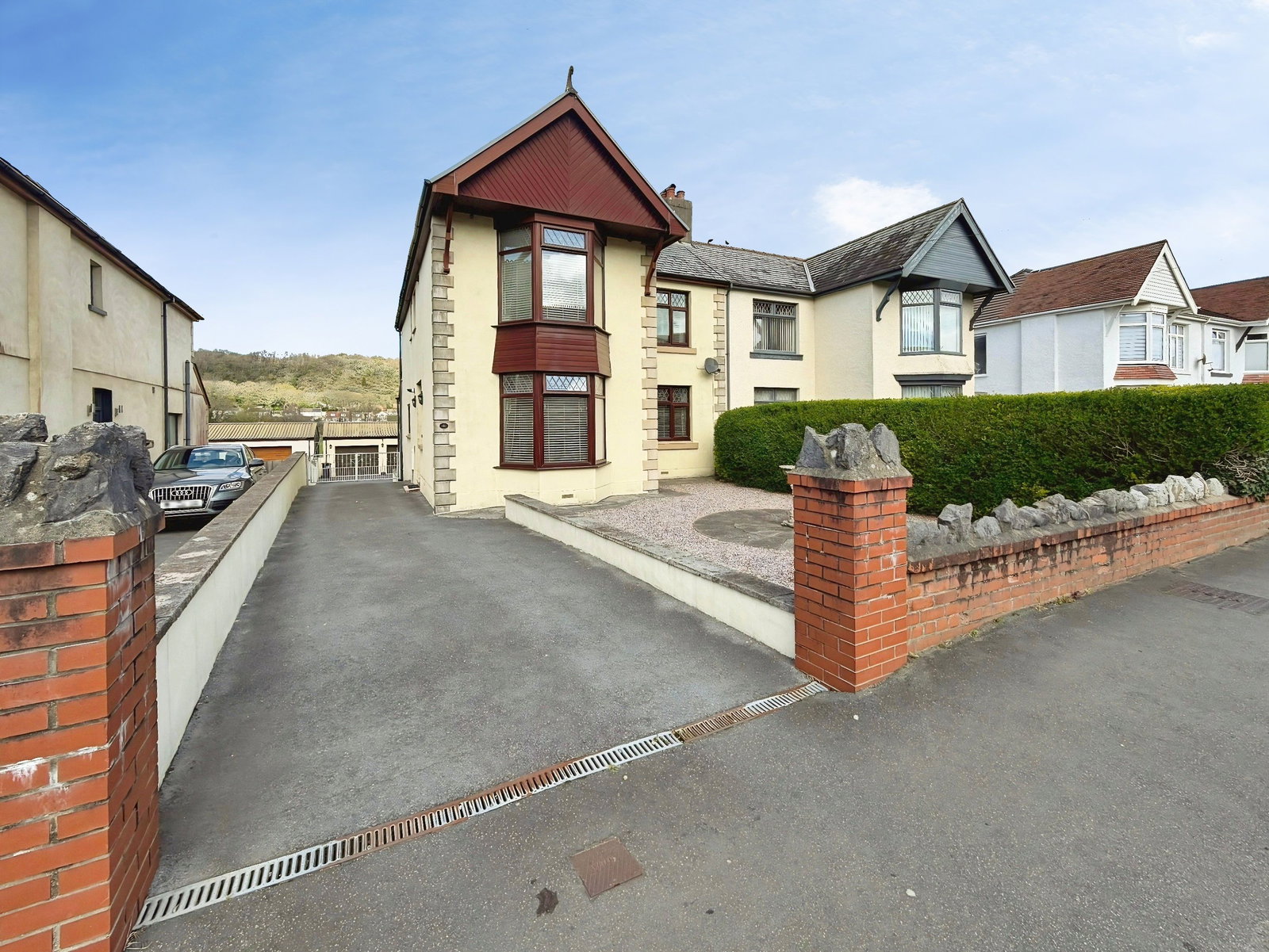 Semi Detached House in Neath