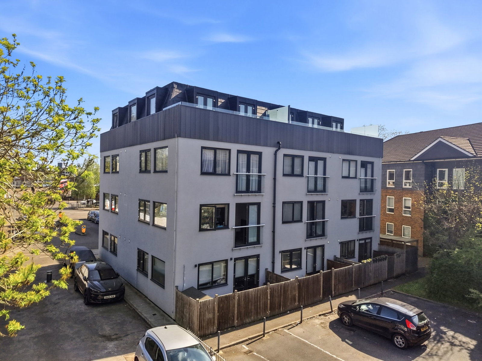 Flat in Worcester Park