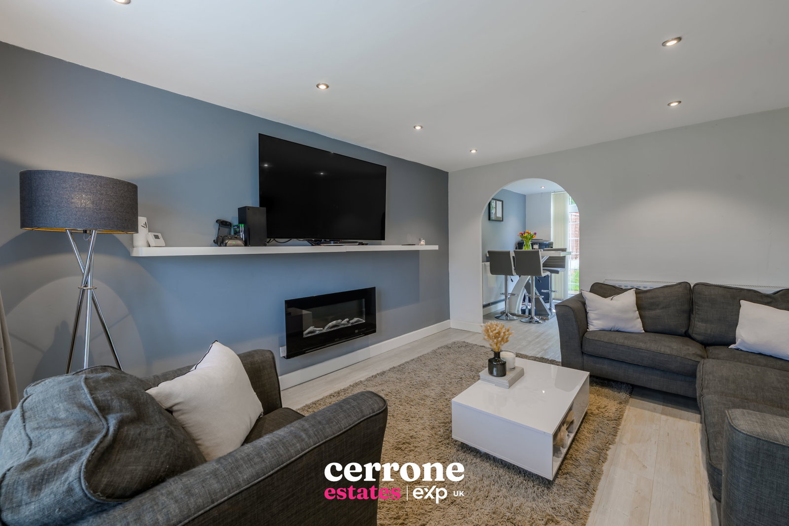 Semi Detached House in Redditch