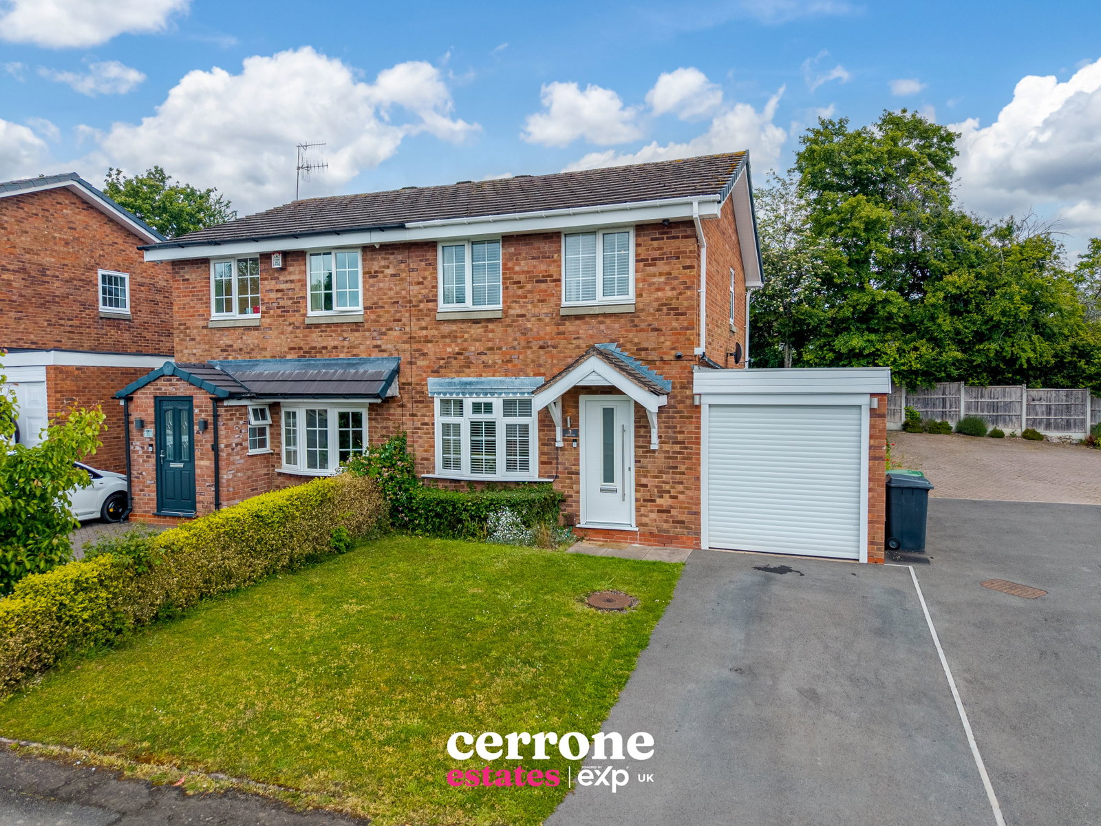 Semi Detached House in Redditch