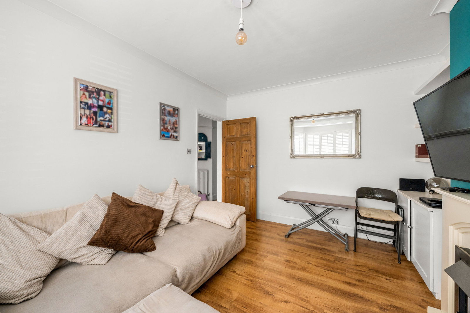 Flat for sale in Wallington, Bute Court, Wallington, SM6 8AG, 527 m²