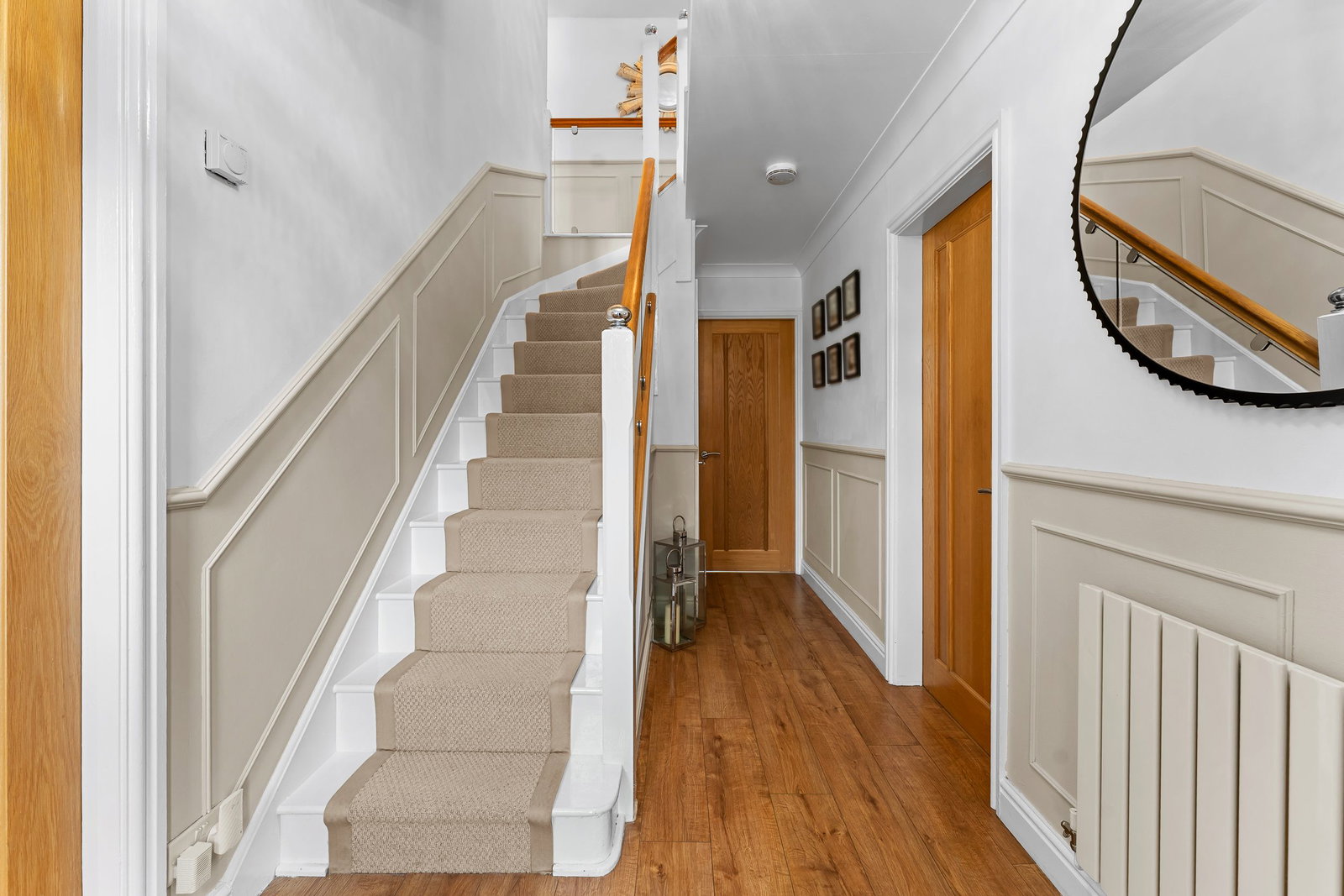 Detached House in Leigh