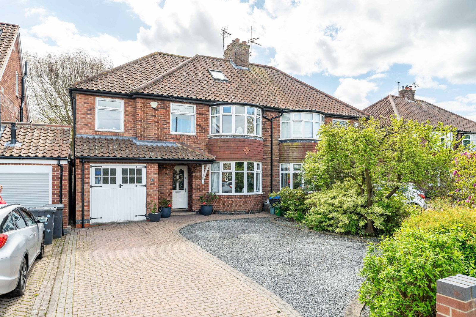 Semi Detached House in York
