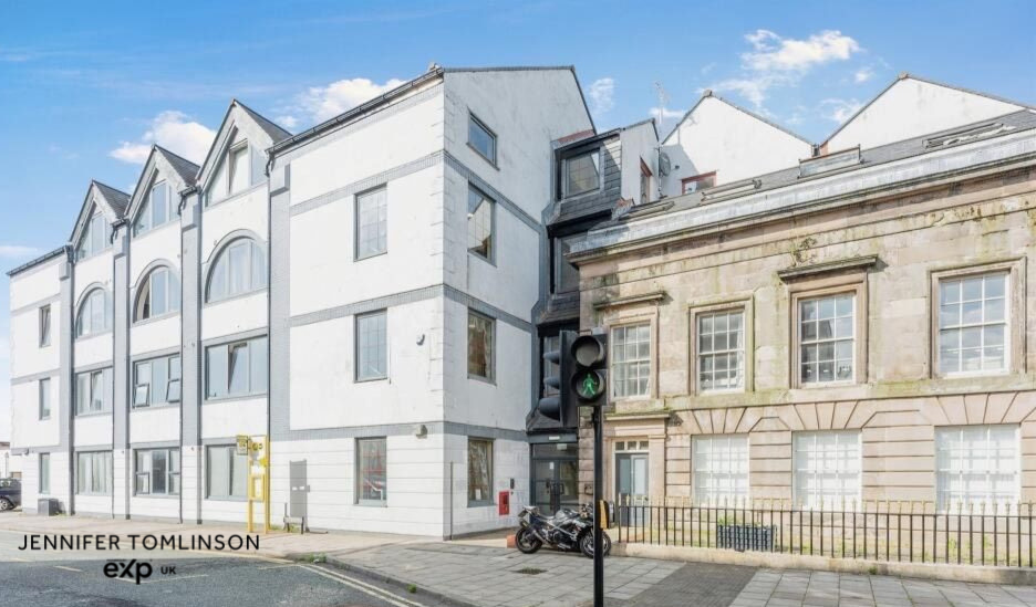 Flat in Birkenhead