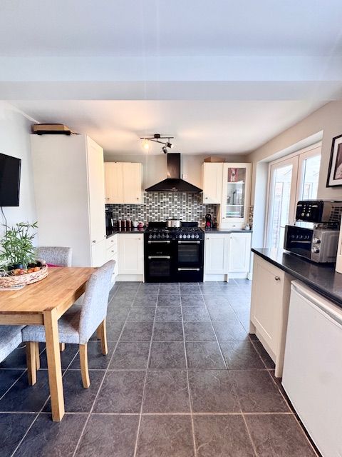 Detached House in Ellesmere