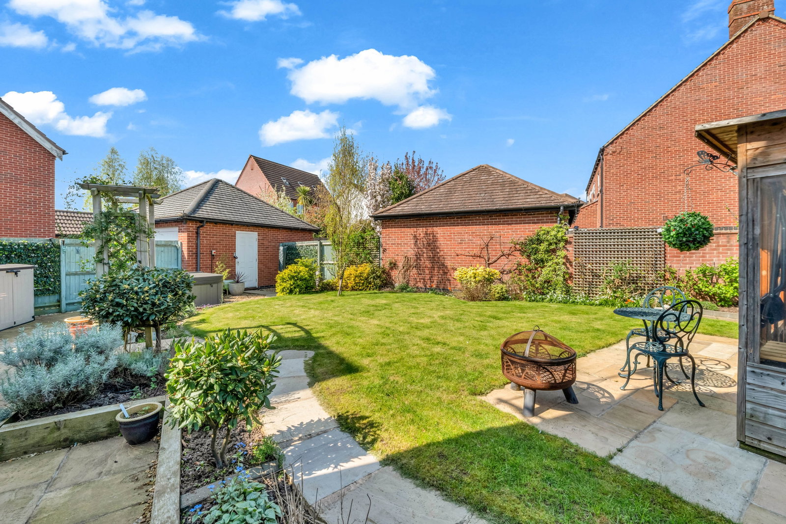 Detached House in Loughborough
