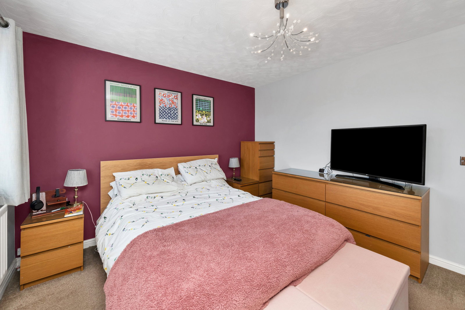 Detached House in Milton Keynes