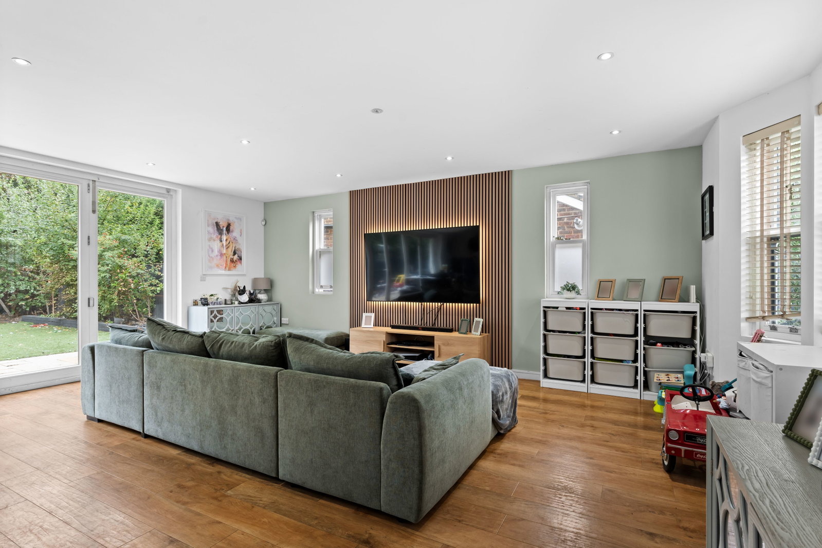 Detached House for sale in Tadworth, Brier Lea, Lower Kingswood, Tadworth, KT20 6TR, 1628 m²