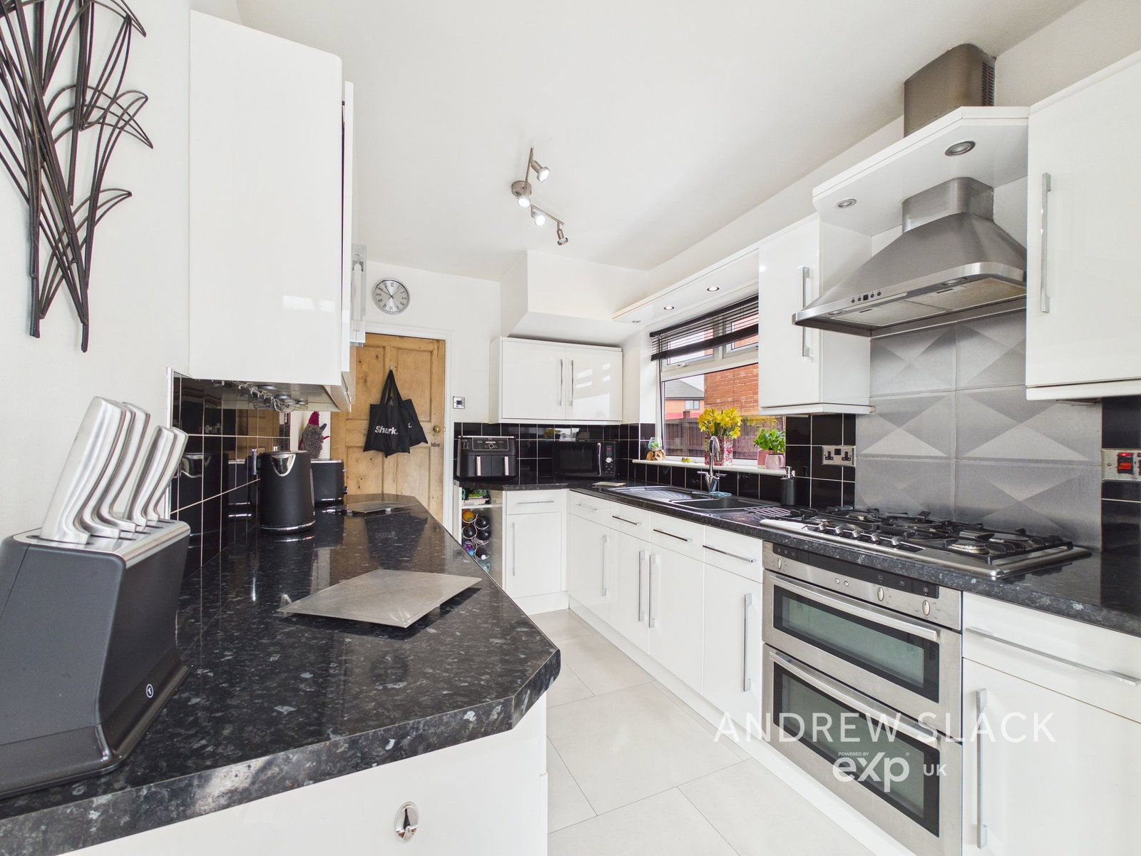 Semi Detached House in Mansfield
