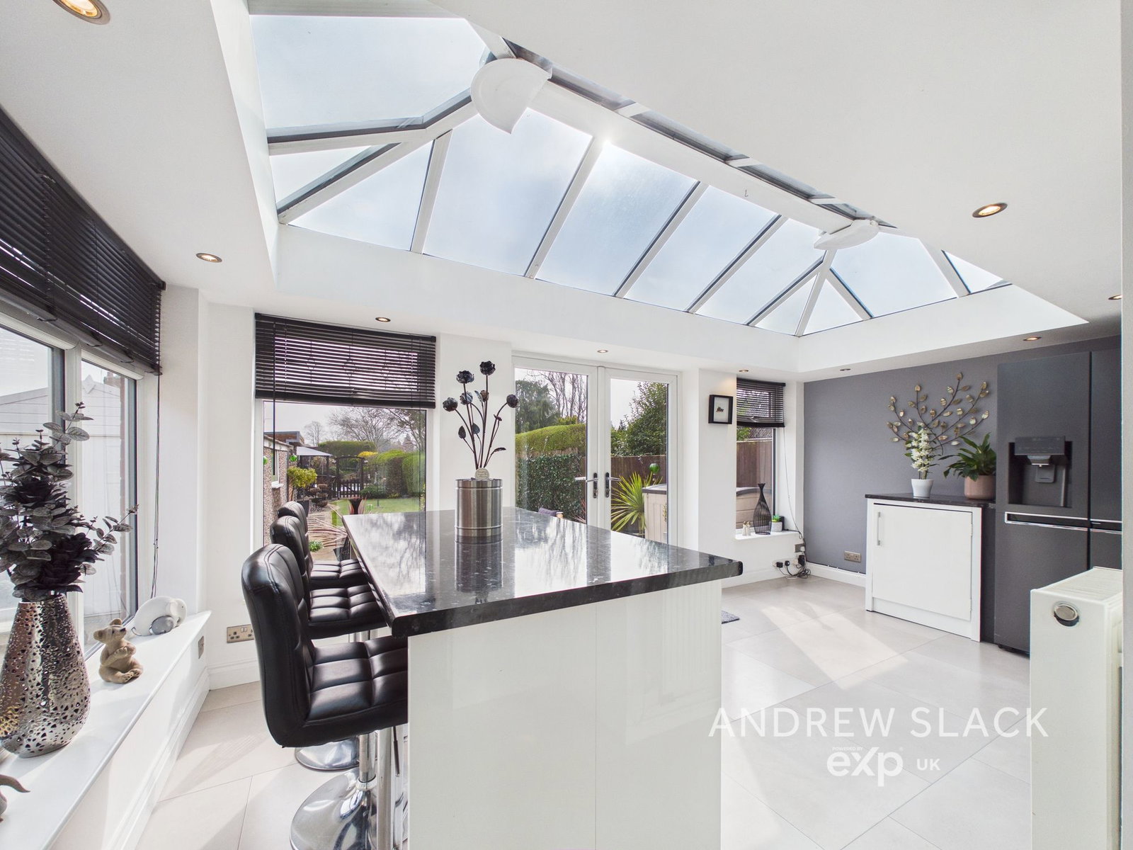 Semi Detached House in Mansfield