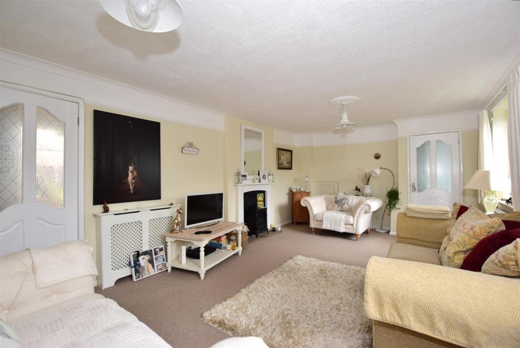 Semi Detached House in Aylesford