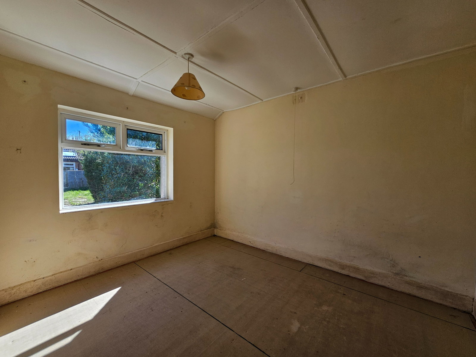 Semi Detached Bungalow in Cambridge