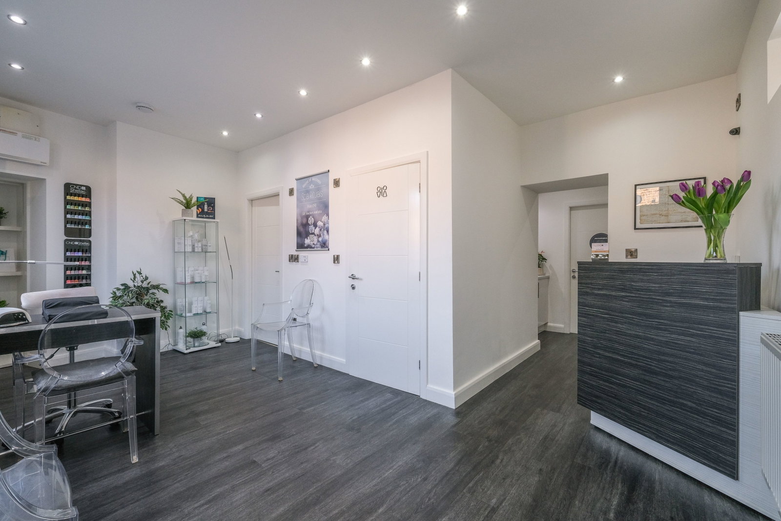 Retail Property Out Of Town in Huddersfield