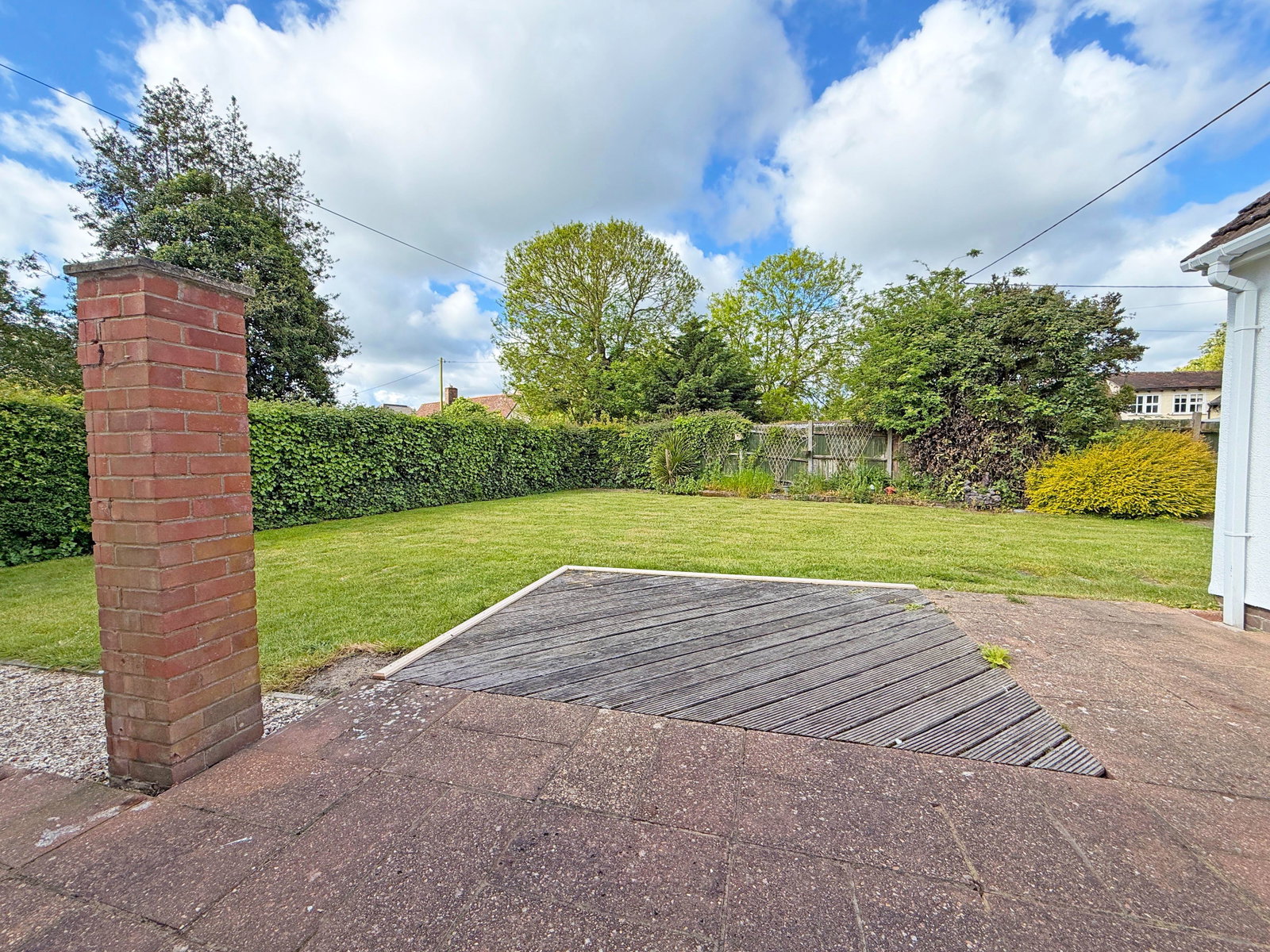 Bungalow in Halstead