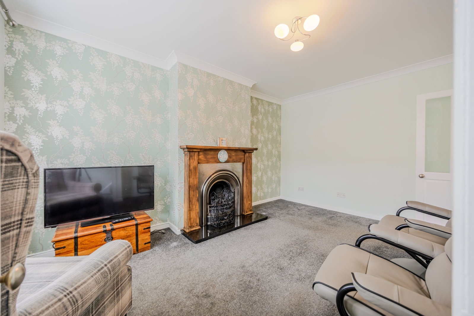 Semi Detached House in Crewe