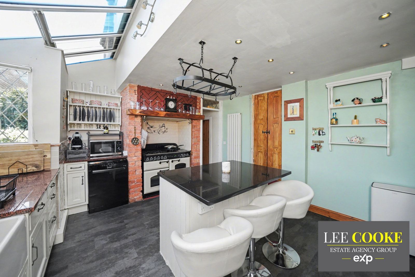 Detached House in Wolverhampton 2