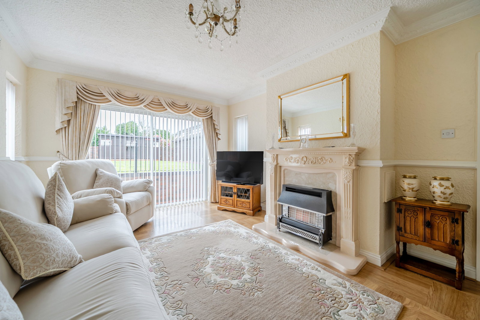 Bungalow in West Bromwich
