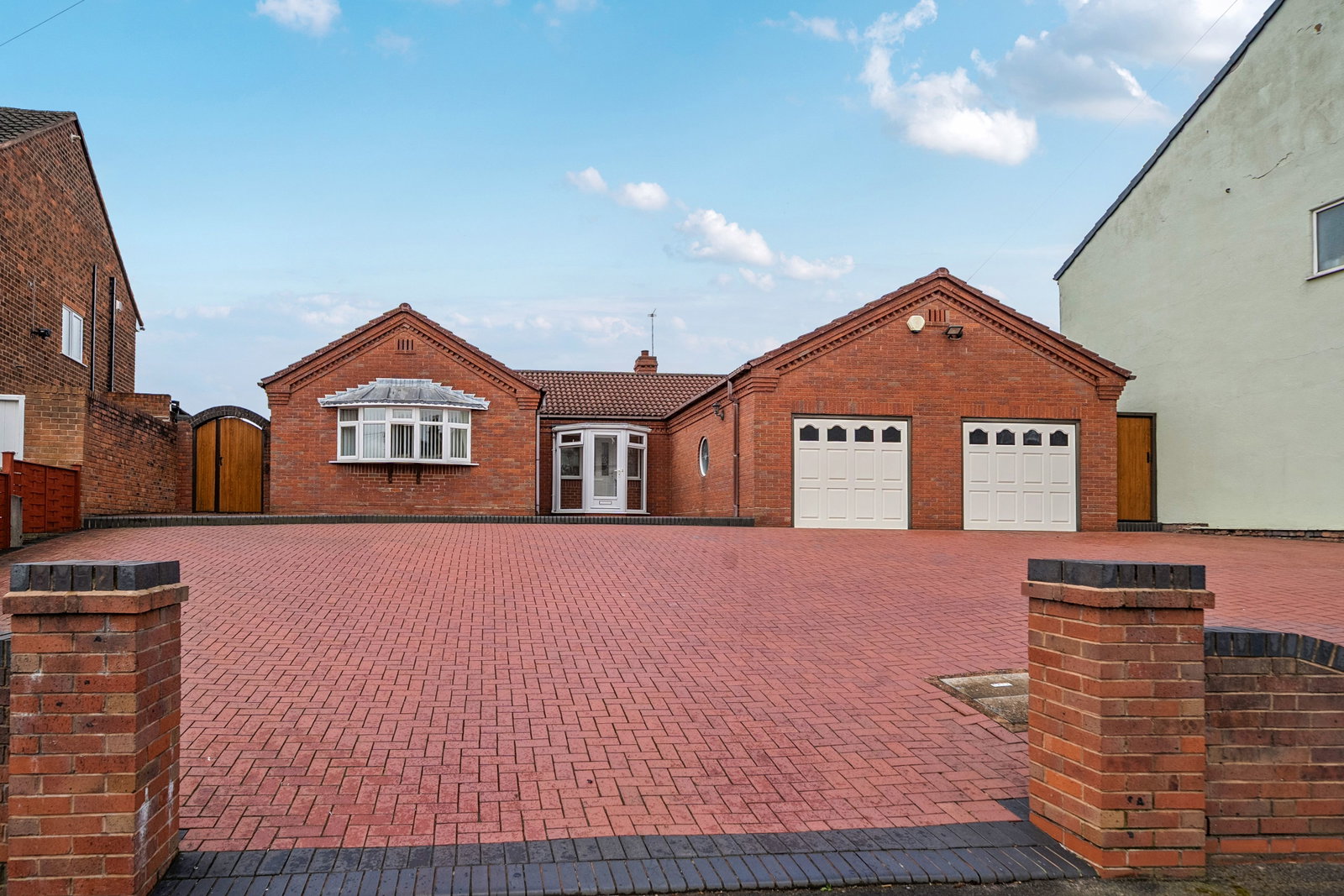 Bungalow in West Bromwich