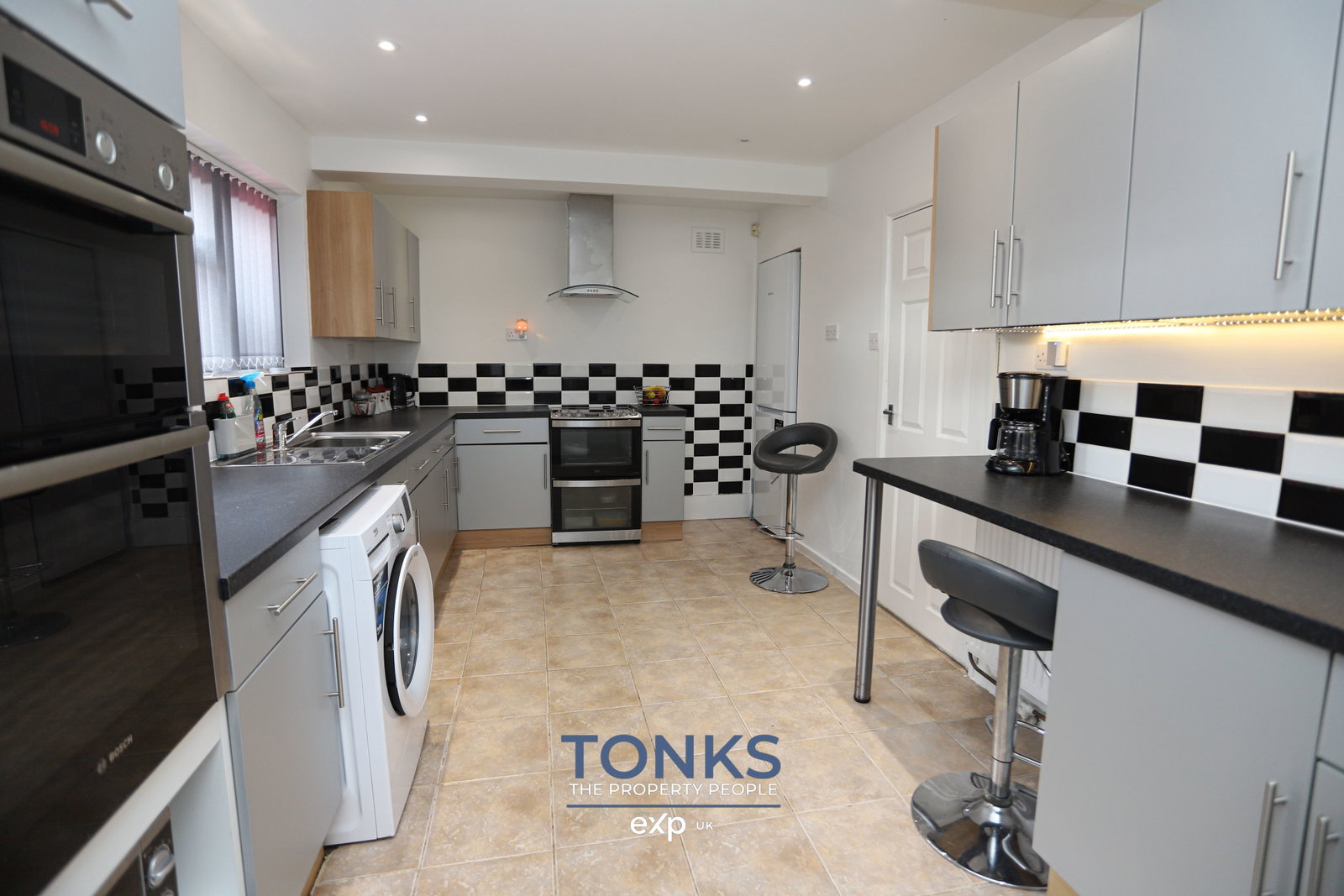 Semi Detached House in Halesowen