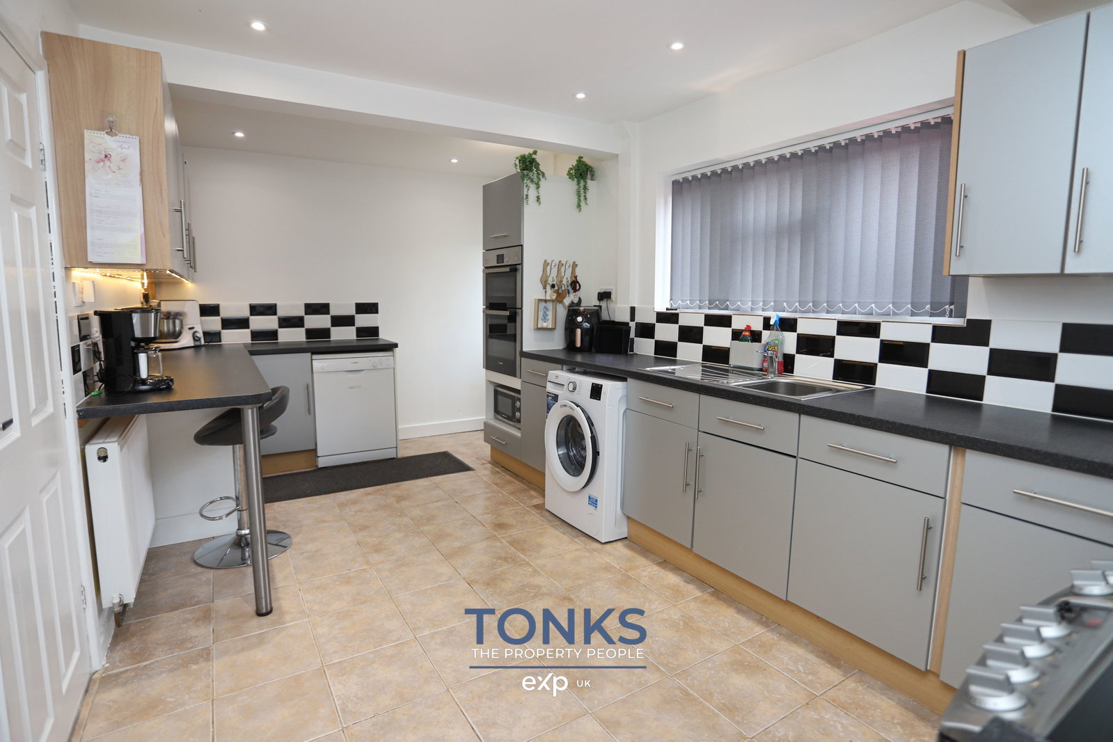 Semi Detached House in Halesowen