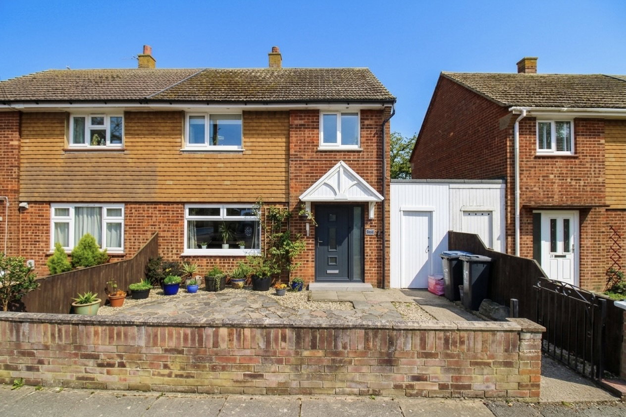 Semi Detached House in Ramsgate