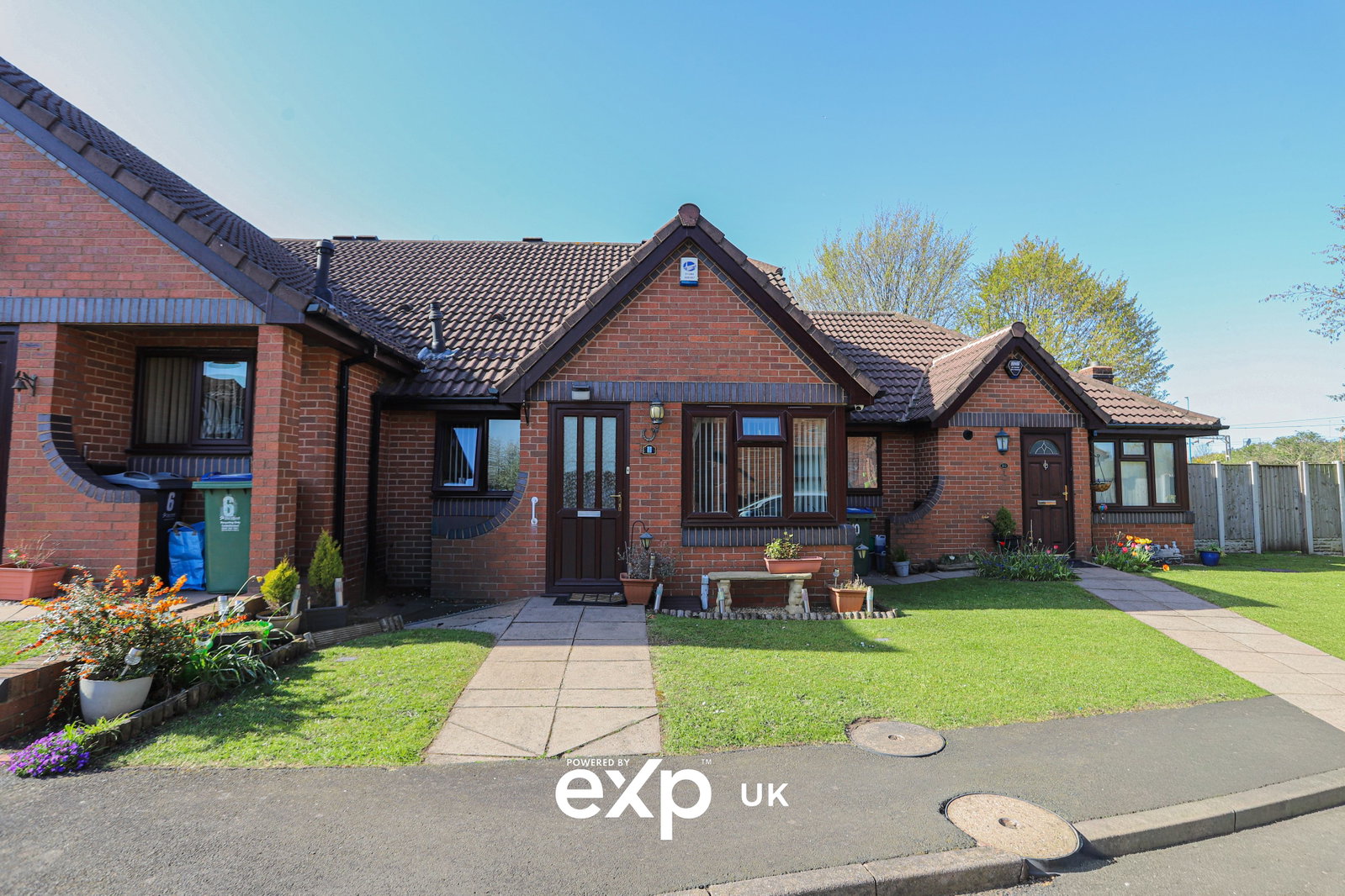 Terraced Bungalow in Tipton