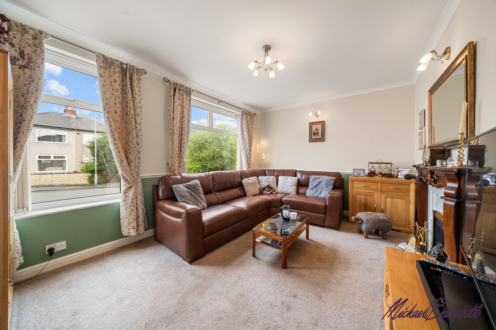Semi Detached House in Bradford