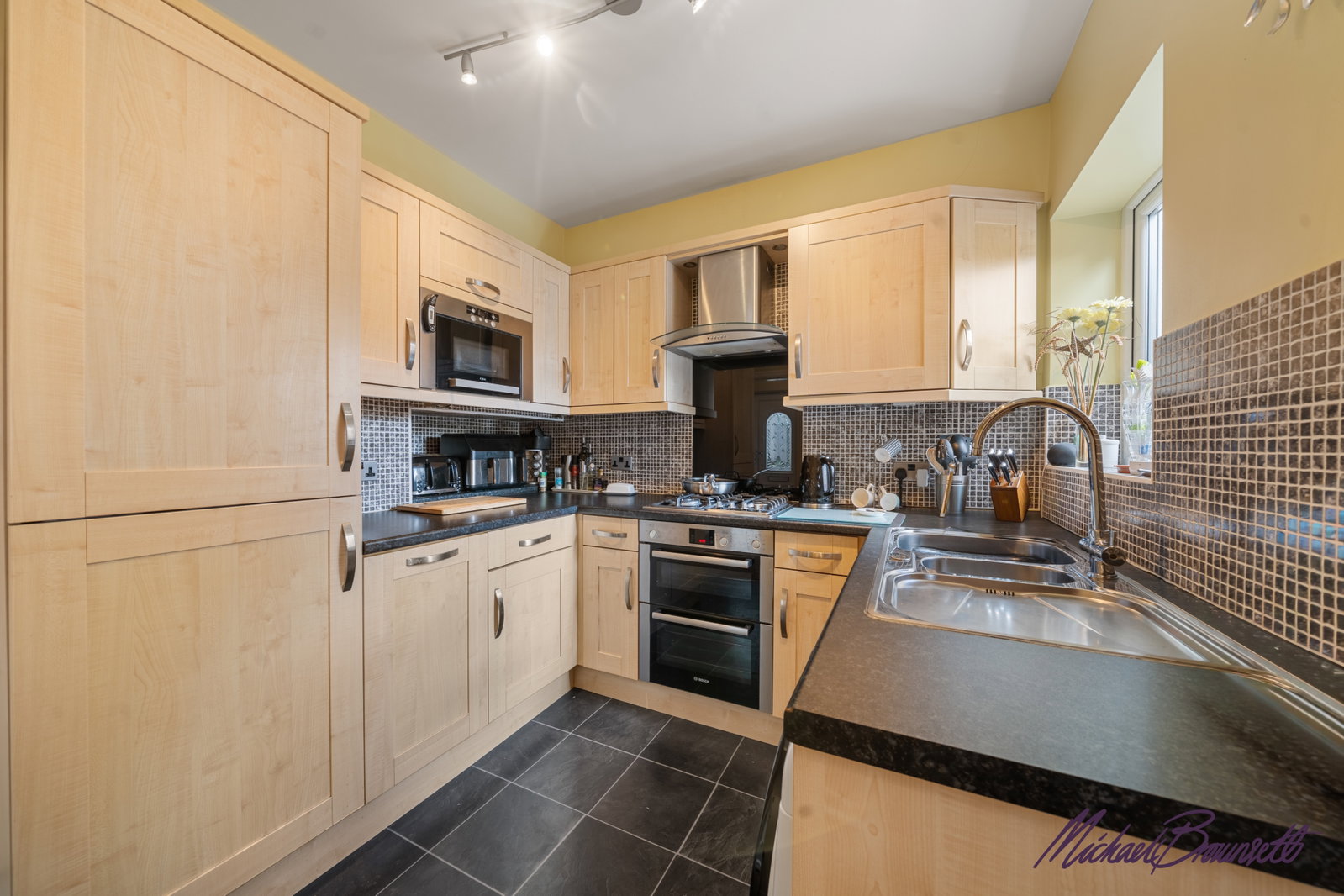 Semi Detached House in Bradford