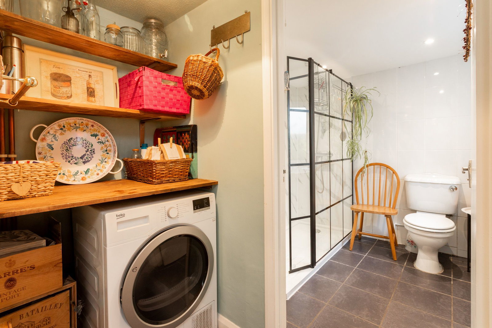 Semi Detached House in Hythe