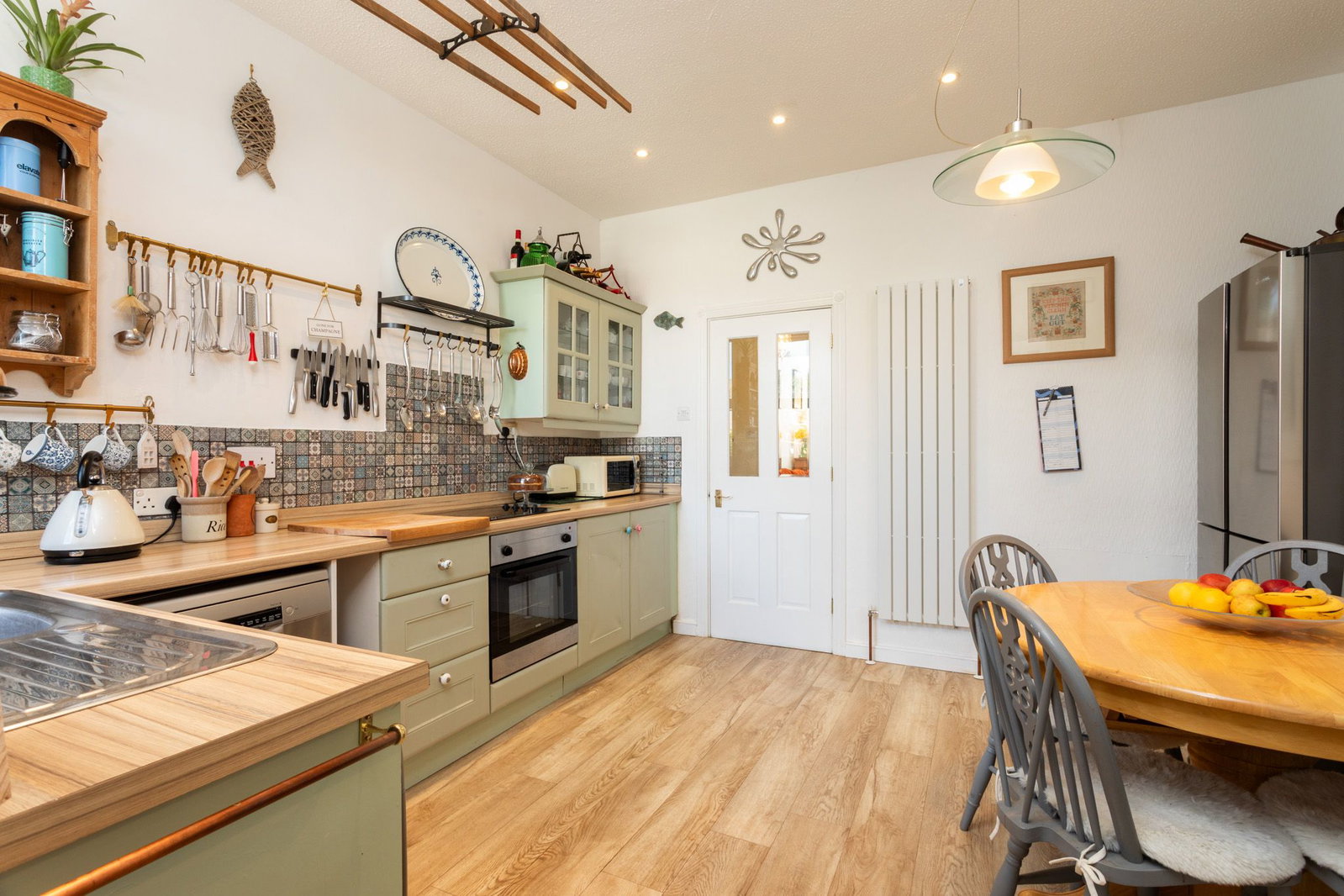 Semi Detached House in Hythe