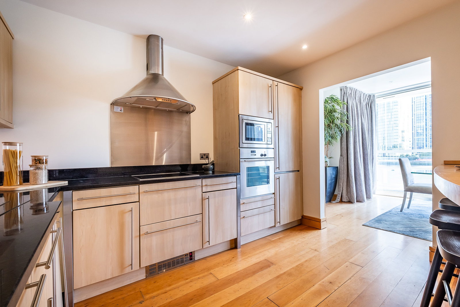 Flat for sale in London, Grosvenor Road, London, SW1V, 1886 m²