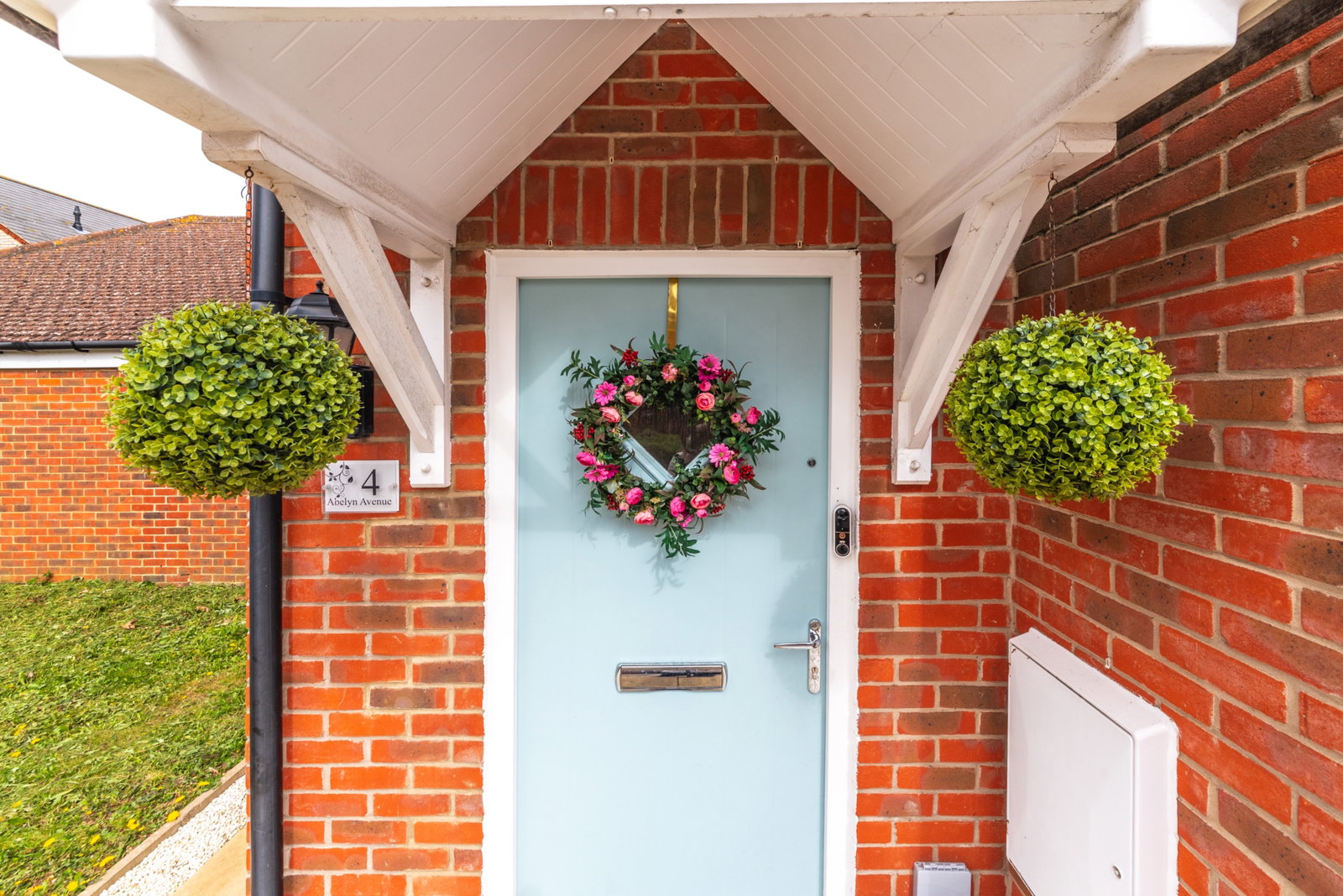 Semi Detached House in Sittingbourne