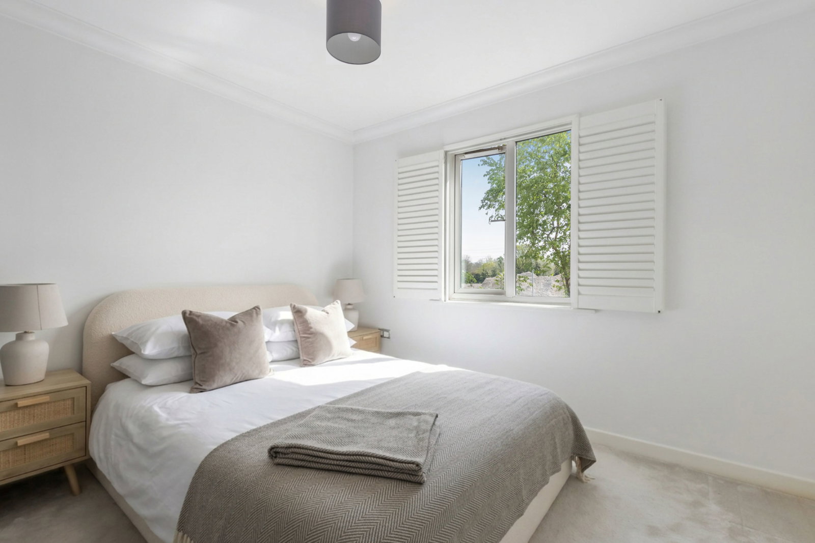 Flat in Addlestone