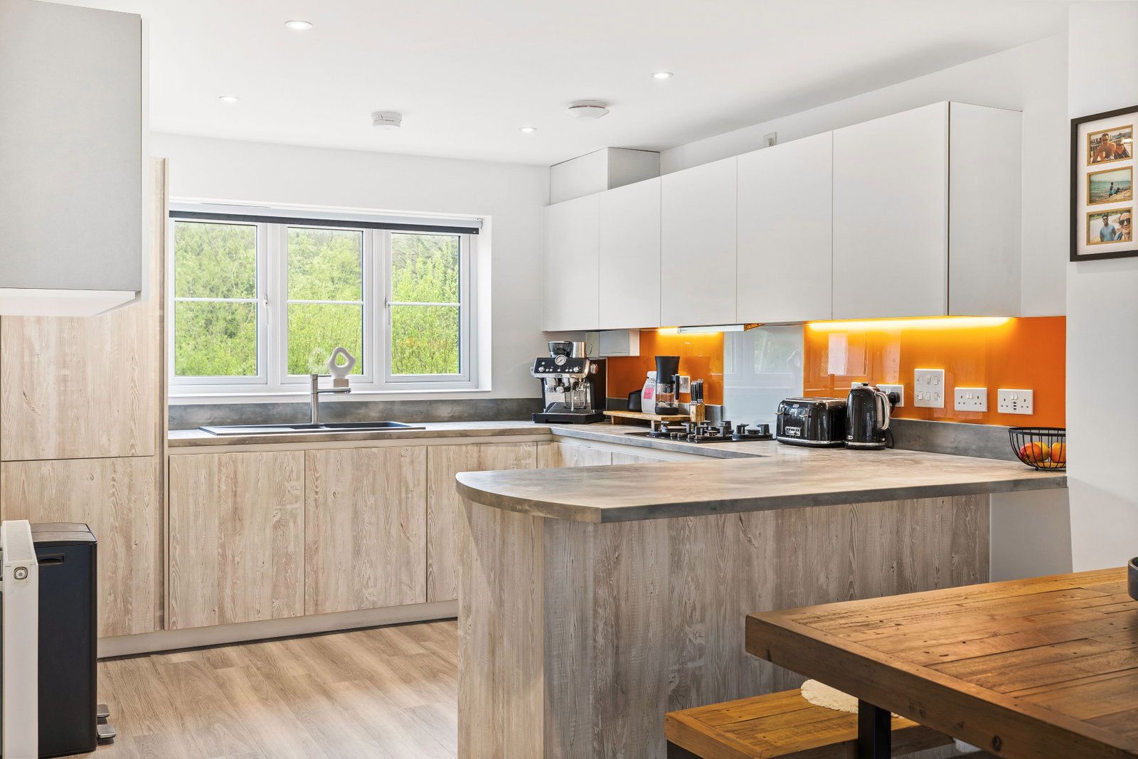 Semi Detached House in Haywards Heath 