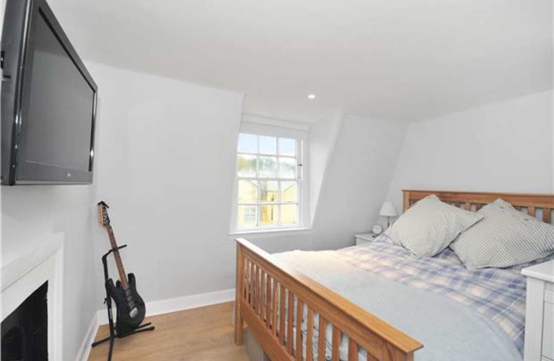 Flat in Bath