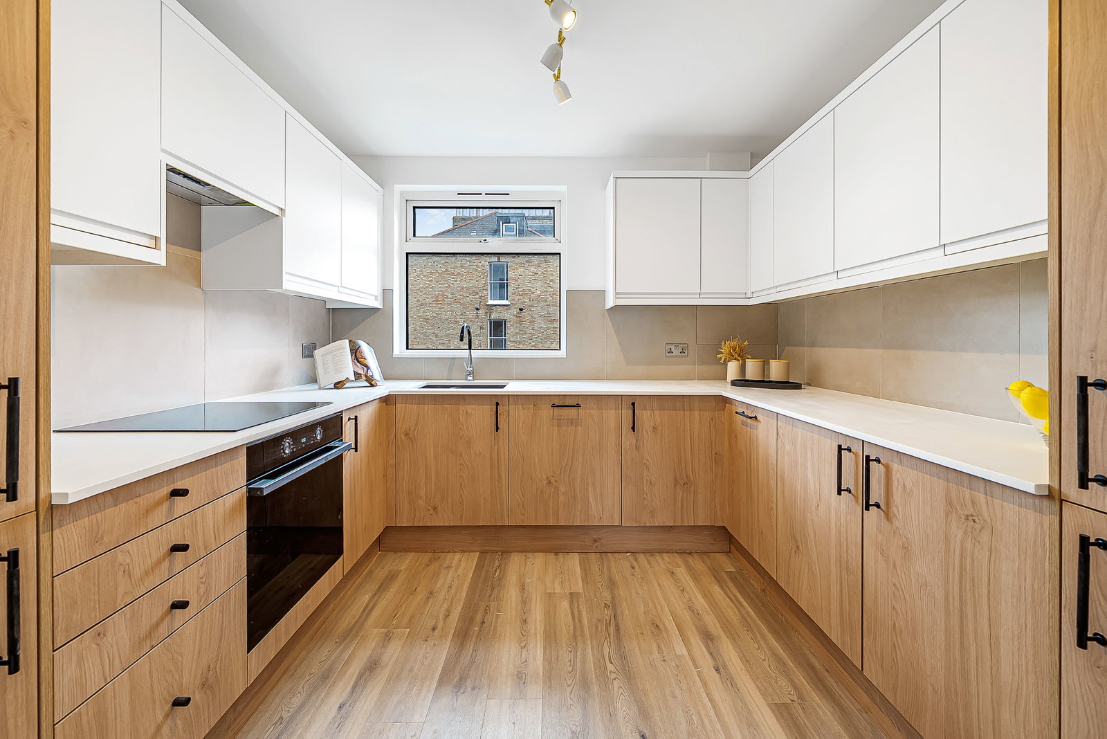 Flat for sale in London, Gautrey Road, Peckham SE15, 523 m²