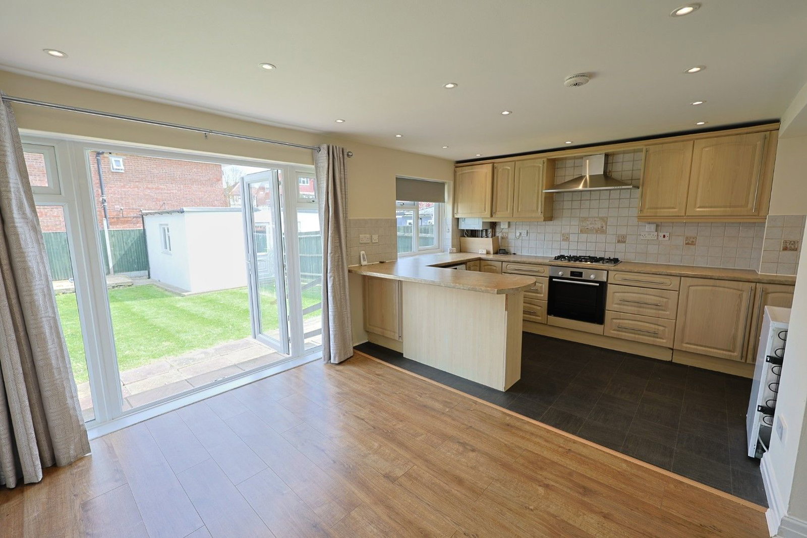Semi Detached House in Edgware