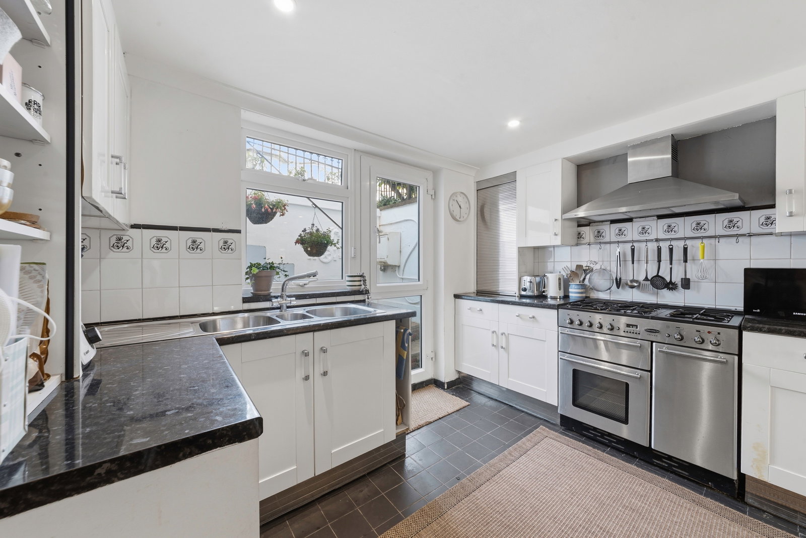 Semi Detached House in Tunbridge Wells