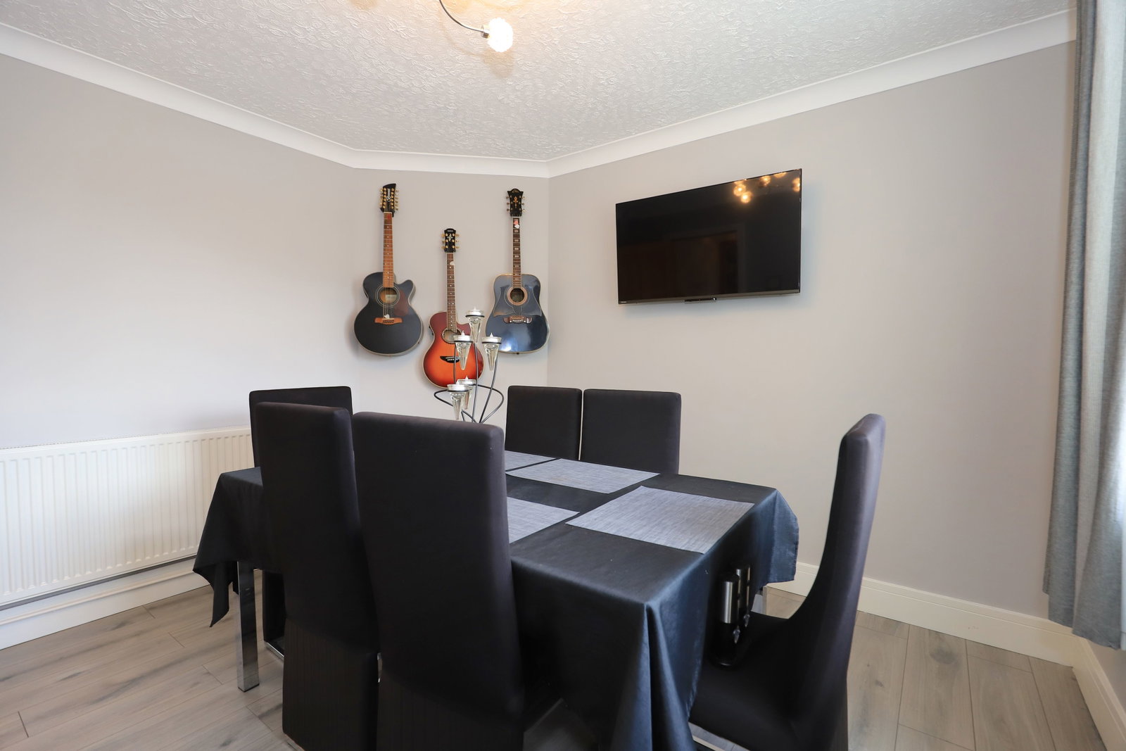Semi Detached House in Walsall