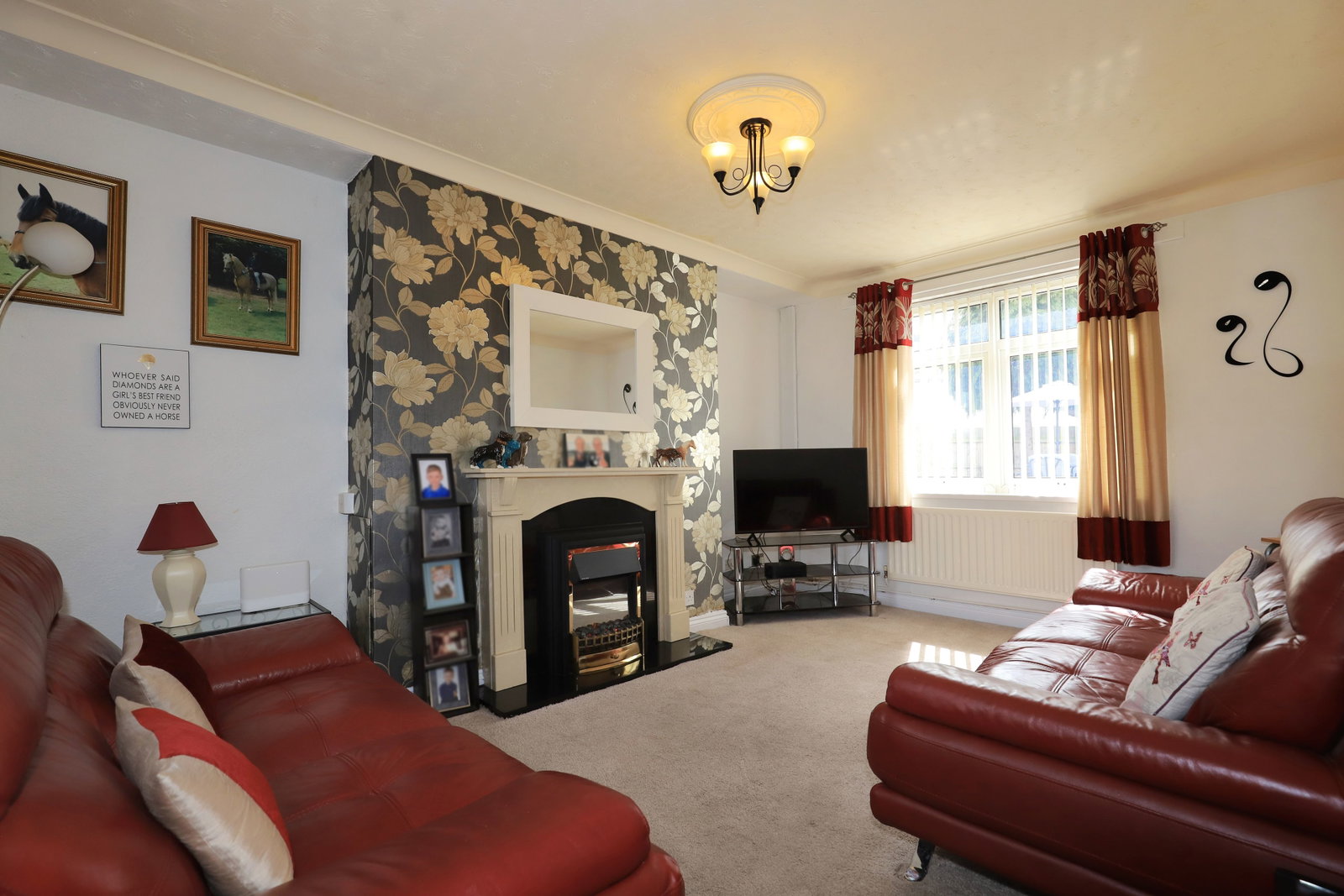 Semi Detached House in Walsall